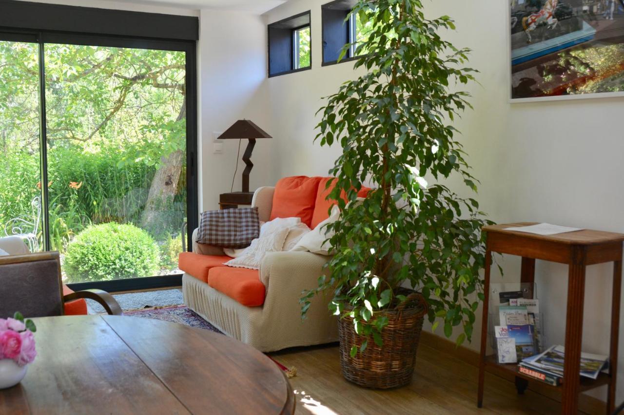 Chambres D'Hotes, Gites La Petite Madeleine La Madelaine-sous-Montreuil Ngoại thất bức ảnh