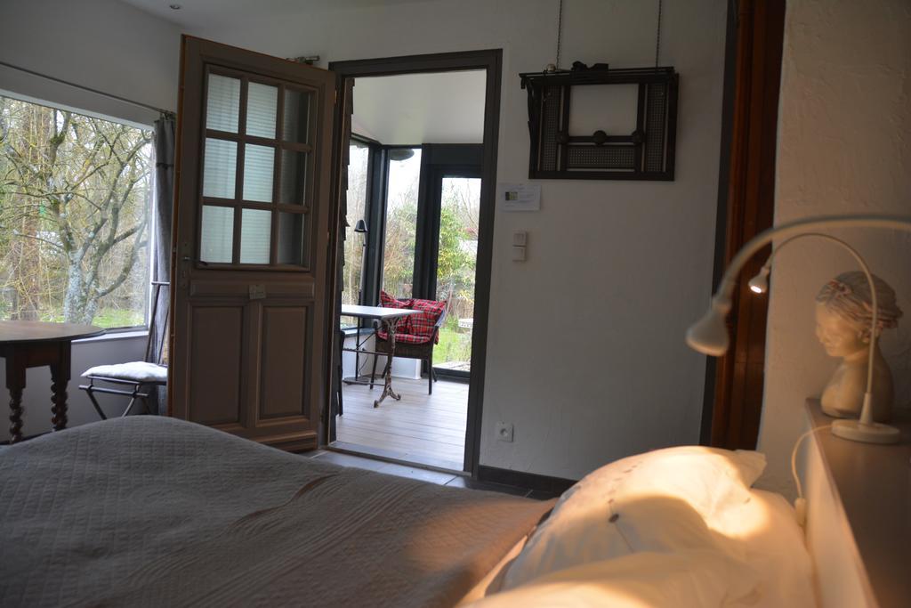 Chambres D'Hotes, Gites La Petite Madeleine La Madelaine-sous-Montreuil Ngoại thất bức ảnh